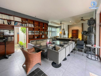 *****บ้านเดี่ยวมือสอง ม. ซอย พหลโยธิน56 พหลโยธิน บ้านเดี่ยวหลังใหญ่ ภายในตกแต่งหรูหรา สวยมาก  บนเนื้อที่เยอะถึง 98.60 ตร.ว.  3 ห้องนอน 3 ห้องน้ำ 2 ที่จอดรถ ภายในบรรยากาศร่มรื่นมีความเป็นส่วนตัวมาก พร้อมมีสระน้ำในตัว  บนพื้นที่กว่า 316 ตร.ม บนทำเลที่ดี เชื่อมต่อถนน พหลโยธิน, ลำลูกกา, วิภาวดี-รังสิต เดินทางสะดวกใกล้รถไฟฟ้า สถานี "แยก คปอ, คูคต"